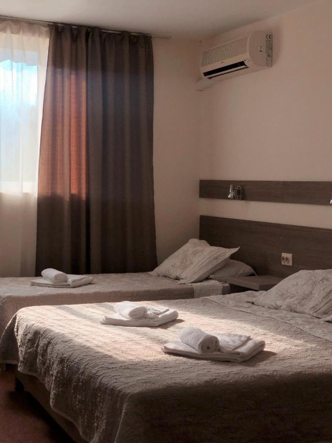 Hotel Naslada Baltsjik Eksteriør bilde