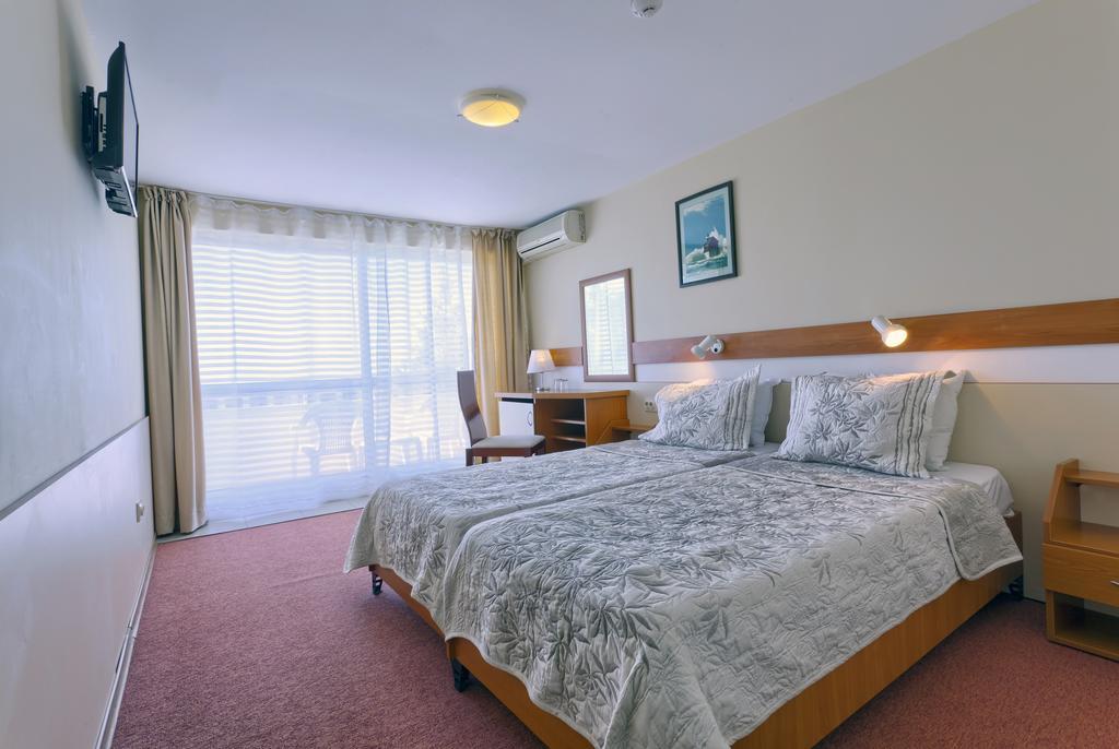 Hotel Naslada Baltsjik Eksteriør bilde